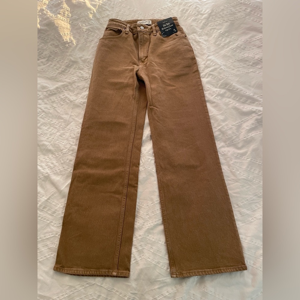 NWT A&F Curve Love High Rise 90s Relaxed Jeans - 25 - Brown